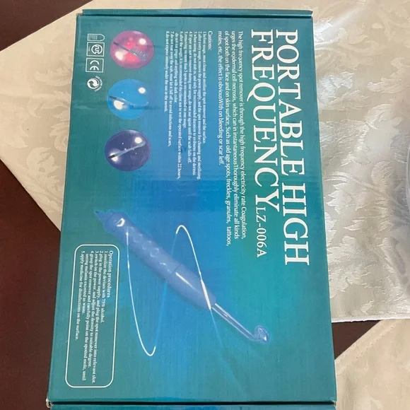 White LED Skincare Mask - Picture 6 of 7